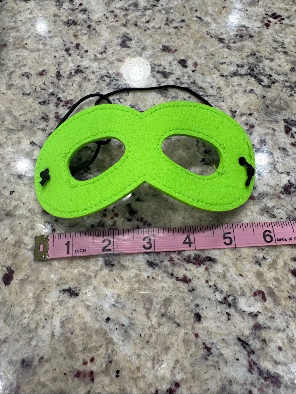 Aimike bundle of 8 capes with masks plus extra cape GUC-FUC due untreated spots